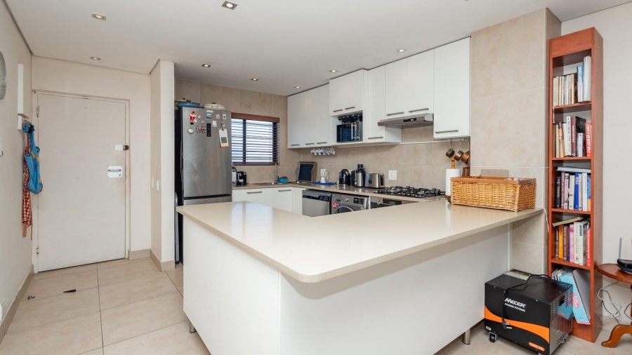 To Let 2 Bedroom Property for Rent in Table View Western Cape